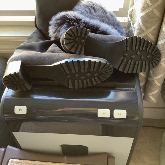 Stuart Weitzman Blizzard Boots Women’s Size 9. Gralon Gray Mink Fur Suede - Picture 2 of 5